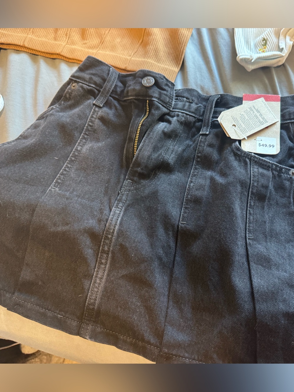 Levi's Black Pleated Denim Mini Skirt